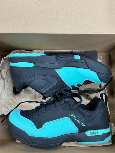 Women's Adult Size EU 36 M 4.5 (W 5.5) Specialized Cycling Shoes (New)