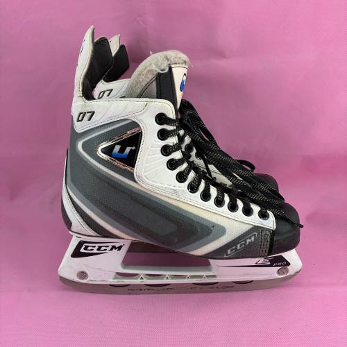 CCM U+ 07 Hockey Skates SR 6E