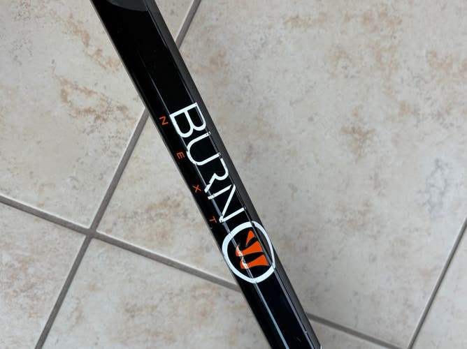 Warrior Burn Next Lacrosse Stick – Warrior Warp Jr Shaft – Youth