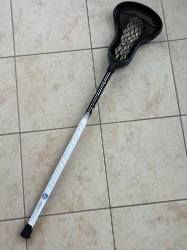 Warrior Evo Complete Lacrosse Stick – Warrior Warp Jr Shaft – Youth Attack/Mid