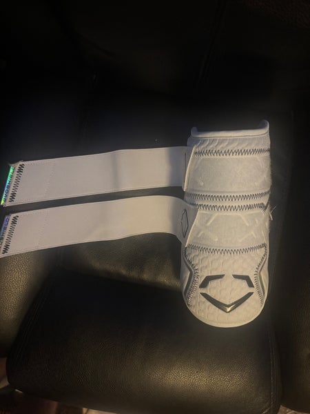 White Senior EvoShield Elbow Guard Elbow Protection (New)