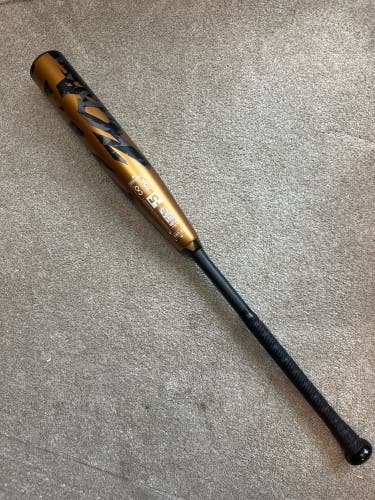 2022 DeMarini Zoa Composite Bat USSSA Certified (-5) Composite 27 oz 32" (Used)