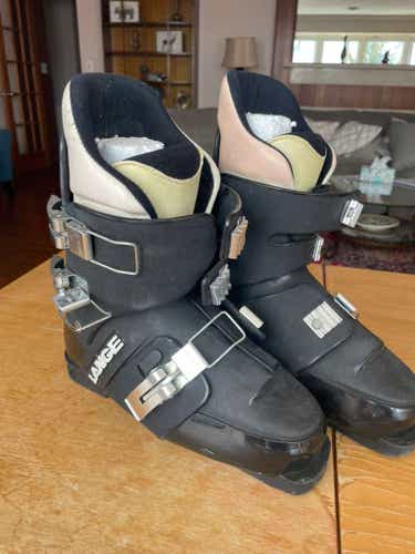 Mondo 25 & 25.5 Women's Lange Ski Boots (Used)
