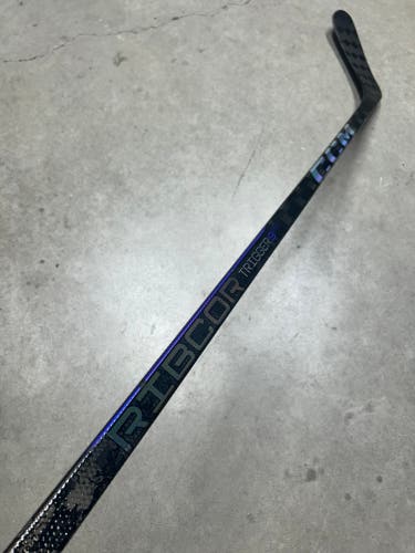 75 Flex P90TM Senior CCM Trigger 9 Pro Left Hand Hockey Stick Pro Stock (Used)