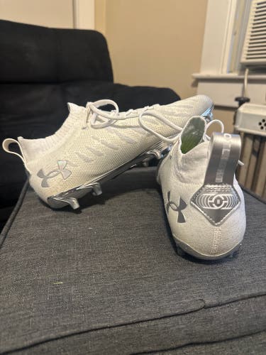 Silver Men's Size M 11.0 (W 12.0) Adult Under Armour Cleats (Used)