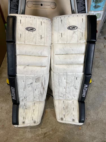 35" 2012 Mckenney GP 870 Pro Spec Goalie Leg Pads (Used)