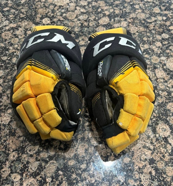 CCM Super Tacks 7092 (pro flex thumb) - 13”