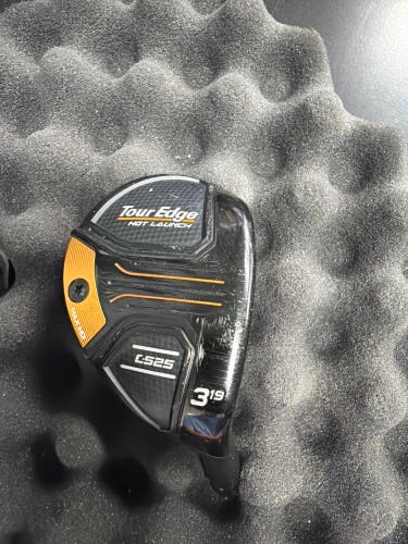 Tour Edge Hot Launch Right Handed Hybrid 3H (Used)