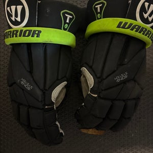 Warrior Evo Lacrosse Gloves (Used)