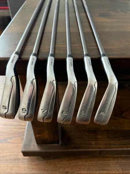 Men's Callaway Great Big Bertha Right Handed Iron Set Senior Flex Graphite Shaft (Used) 5-9, PW