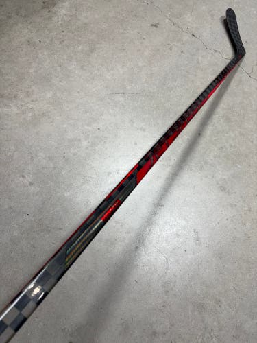 95 Flex P28M Senior CCM JetSpeed FT4 Pro Left Hand Hockey Stick Pro Stock (New) NHL