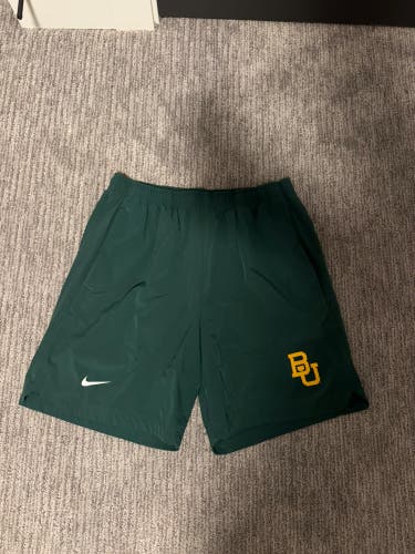 Baylor Bears Team Issue Shorts Men’s L
