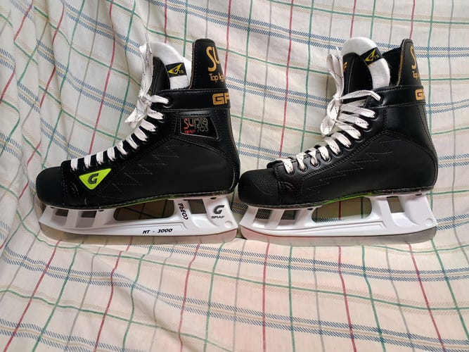 Black Graf Supra 703 Hockey Skates Narrow Width 7.5 (New)