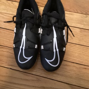 Unisex 7Y (Big Kids / Youth) Nike Mid Top Molded Cleats (Used)