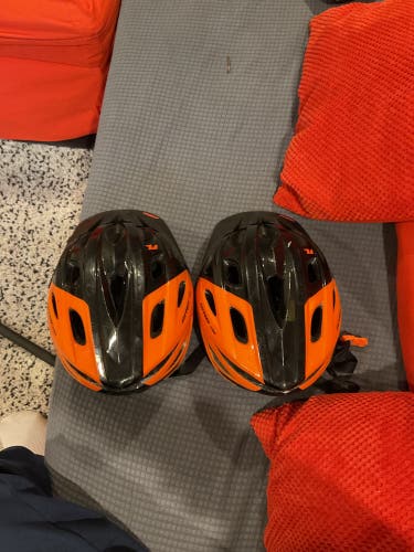 2 pack KTM factory line bike helmet