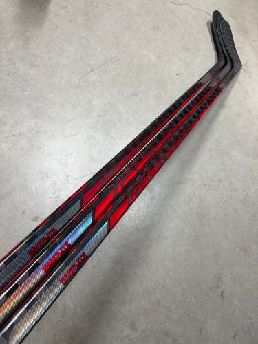 3 PACK 95 Flex P28M Senior CCM JetSpeed FT4 Pro Left Hand Hockey Stick Pro Stock (New) NHL