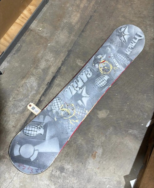 Rossignol Strato FS All Mountain Snowboard Without Bindings | Kid's 125cm