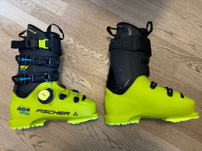 Fischer RC4 Pro MV ZF BOA 2026 Ski Boots 27.5 (Used)