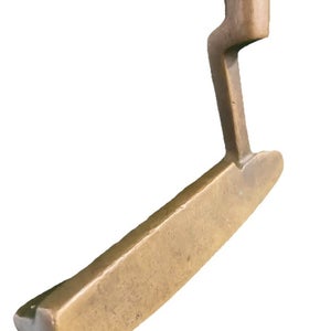 Pelican Strand Commemorative Blade Putter 35" Steel Shaft RH Nice Tour Wrap Grip