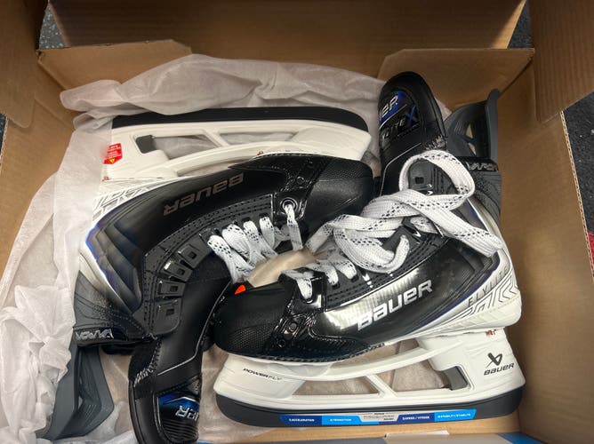 New Bauer Vapor Flylite Pro Ice Hockey Skates 7 Fit 3