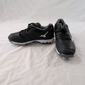 Black Women's Size M 7.0 (W 8.0) Mizuno Low Top Metal (New)