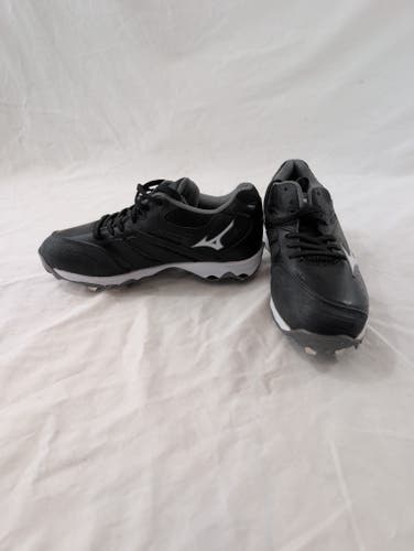 Black Women's Size M 7.0 (W 8.0) Mizuno Low Top Metal (New)