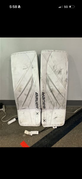 White Medium 34+ Senior Bauer Vapor X5 Pro Goalie Leg Pads (Used)