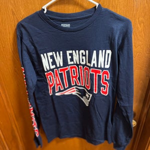NFL New England Patriots Junk Food LS Graphic Tee Men’s Small Blue/Red NWT