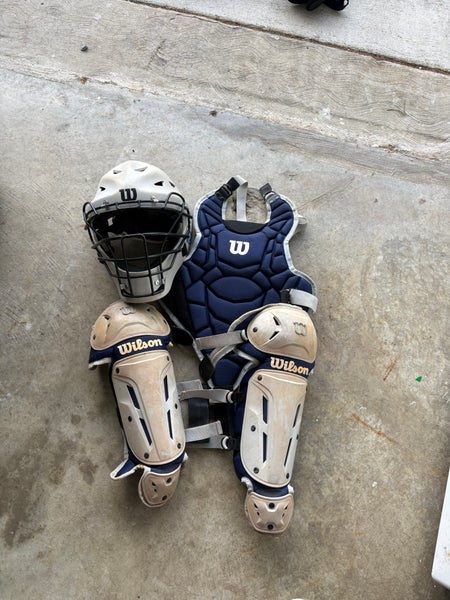 Navy Wilson Catcher's Set (Used)
