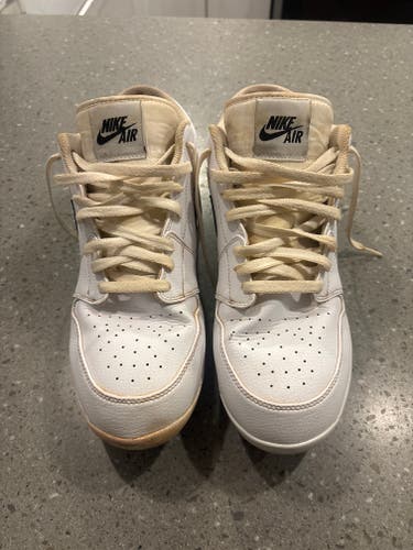 White Men's Size M 11.5 (W 12.5) Adult Nike Low Top Air Jordan Metal (Used)