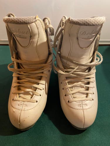 Jackson Debut Figure Skating Boots Size 5R – Used – Intermediate / Single Jumps