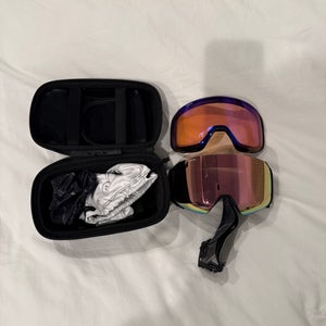 Unisex Smith 4D Mag Ski Goggles Small (Used)