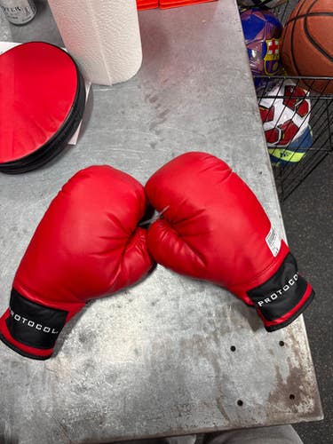 Used Protocol Boxing Gloves Red MD 11337-S000480550
