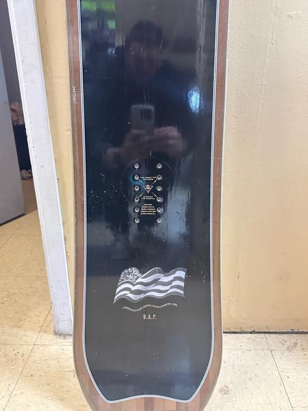Sims Snowboard UAP 156CM (Used twice for a demo board