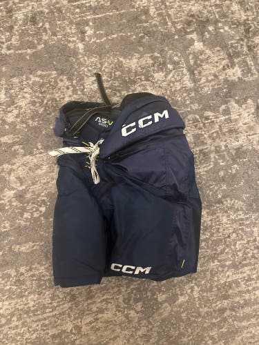 Junior Large CCM AS-V Pro Hockey Pants (Used)