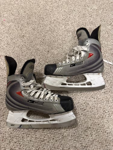 2007 Bauer Vapor XXXX Hockey Skates Regular Width 8 (Used)