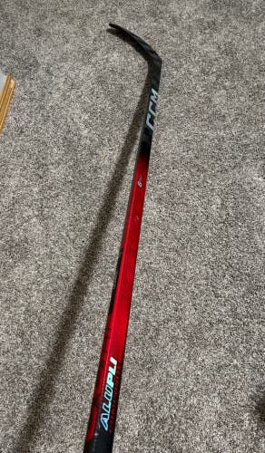 Senior CCM JetSpeed FT8 Pro Right Handed Hockey Stick P28 70 Flex Pro Stock (Used)