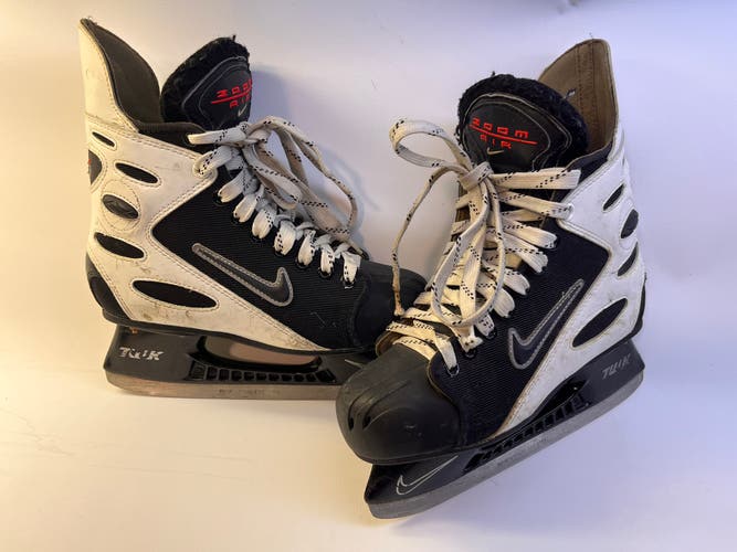 Black/White Nike Air Zoom Hockey Skates 6.5 (Used)