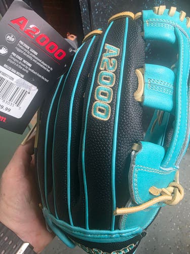 Wilson RH Baseball Glove 11.5"
