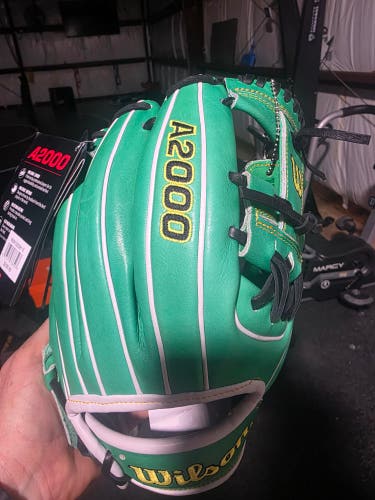 Wilson Baseball Glove 11.5" (New)