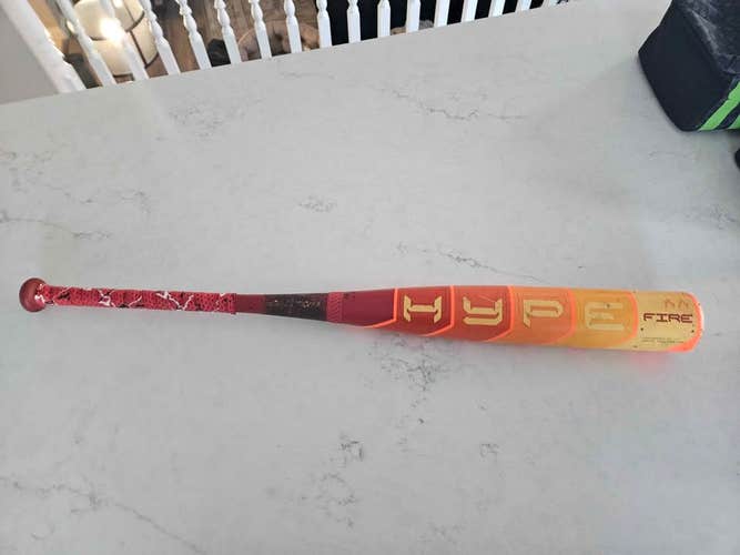 2025 Easton Hype Fire Composite USSSA Certified Bat (-10) 21 oz 31" (Used)