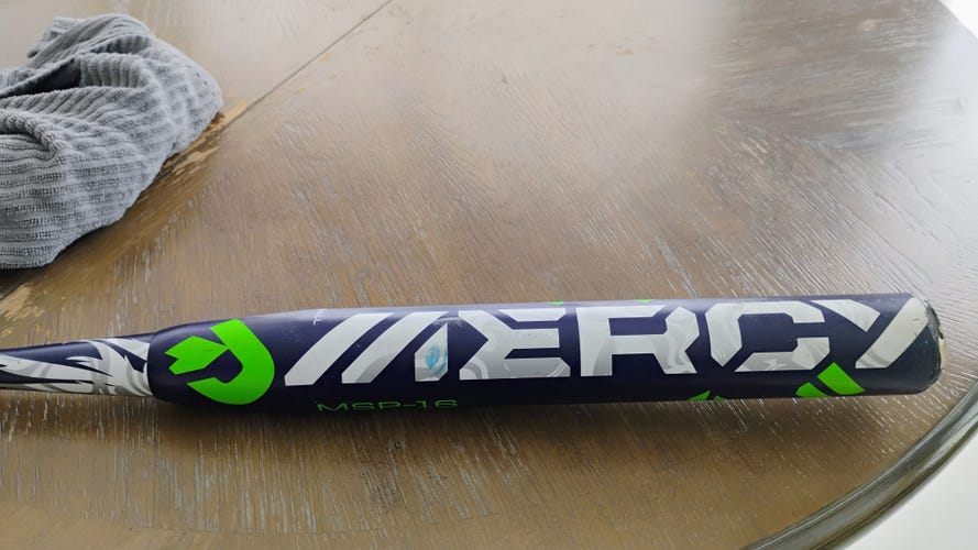 2016 DeMarini Mercy Composite Bat 25 oz 34" (Used)