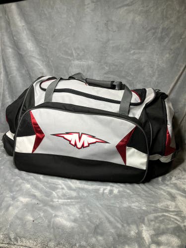 Mission 30”x14”x16” Wheeled Roller Bag (Used)