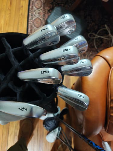 Callaway Apex pro 21 Left Hand Iron Set Stiff Flex (8 Clubs) #4 - #9, PW, GW Steel Shaft (Used)