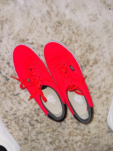 Red Men's Size M 9.5 (W 10.5) Adult Vans Authentic Shoes (Used)