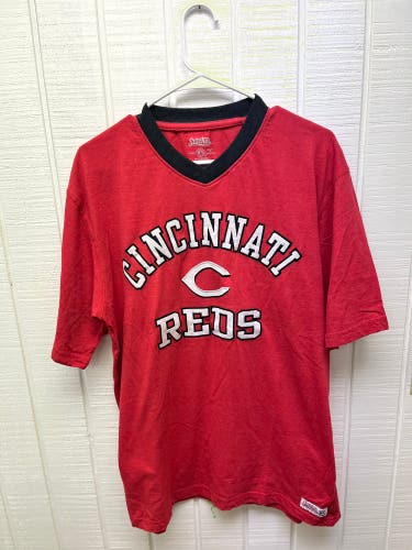 MLB Cincinnati Reds Stitches Red Men’s Large Embroidered SS Tee Baseball Sporty