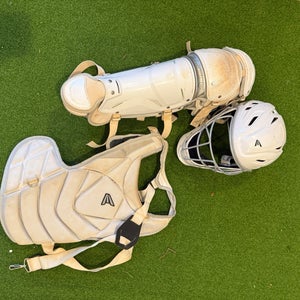 Intermediate Easton Jen schro Catcher's Combo (Used)