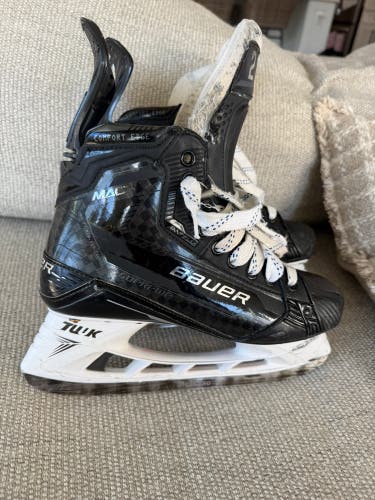 Bauer Supreme Mach Pro Hockey Skates Regular Width Pro Stock 9 (Used)