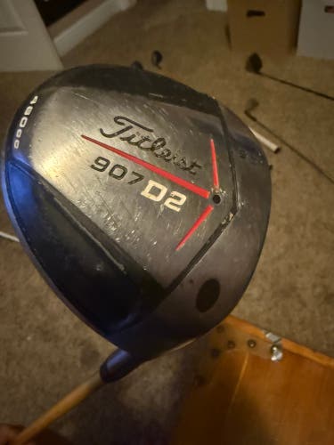 Titleist 907 D2 Right Handed Driver 8.5 Loft (Used) V2 ProForce Shaft