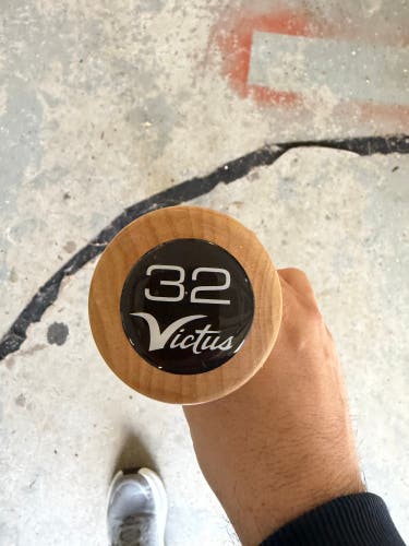 2024 Victus Bat (-3) 29 oz 32" (Used)